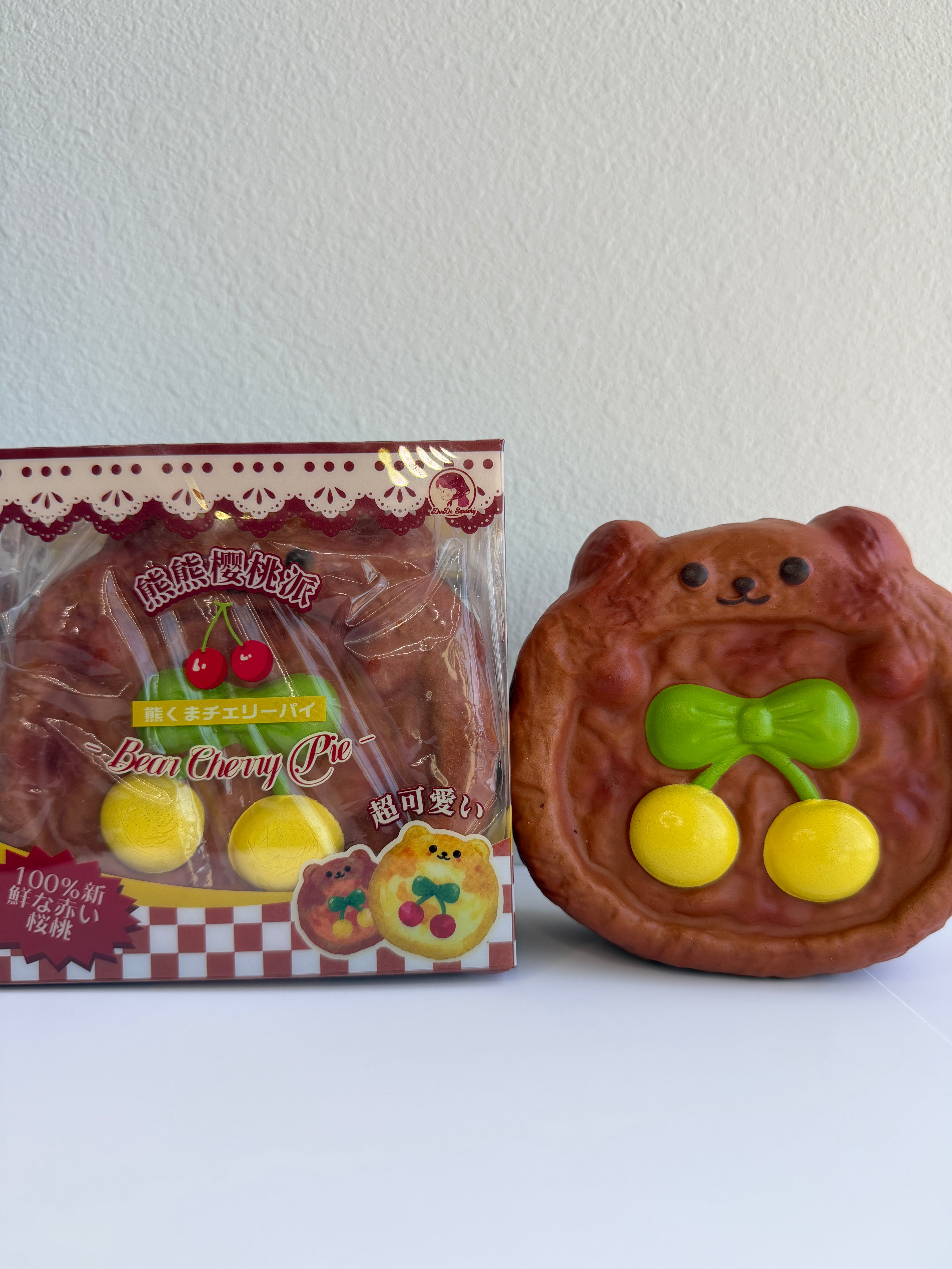 Dudo Cherry Pie Squishy