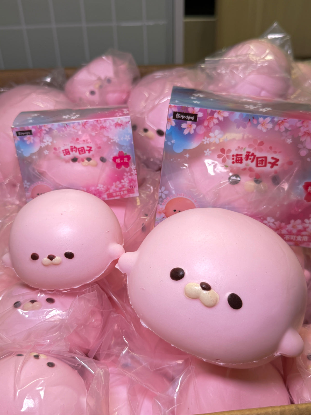 Hachimi Pink Seal Squishy