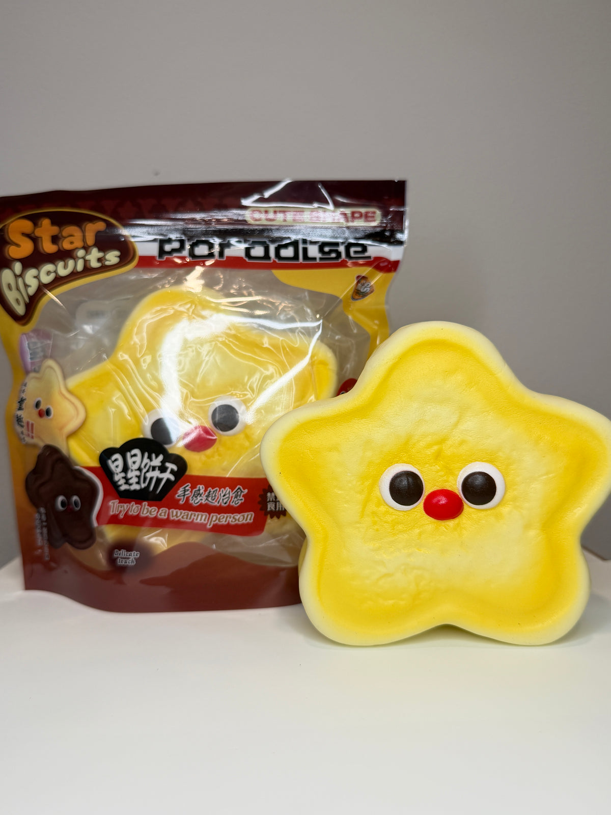 Mido Red Nose Star Cookie Squishy