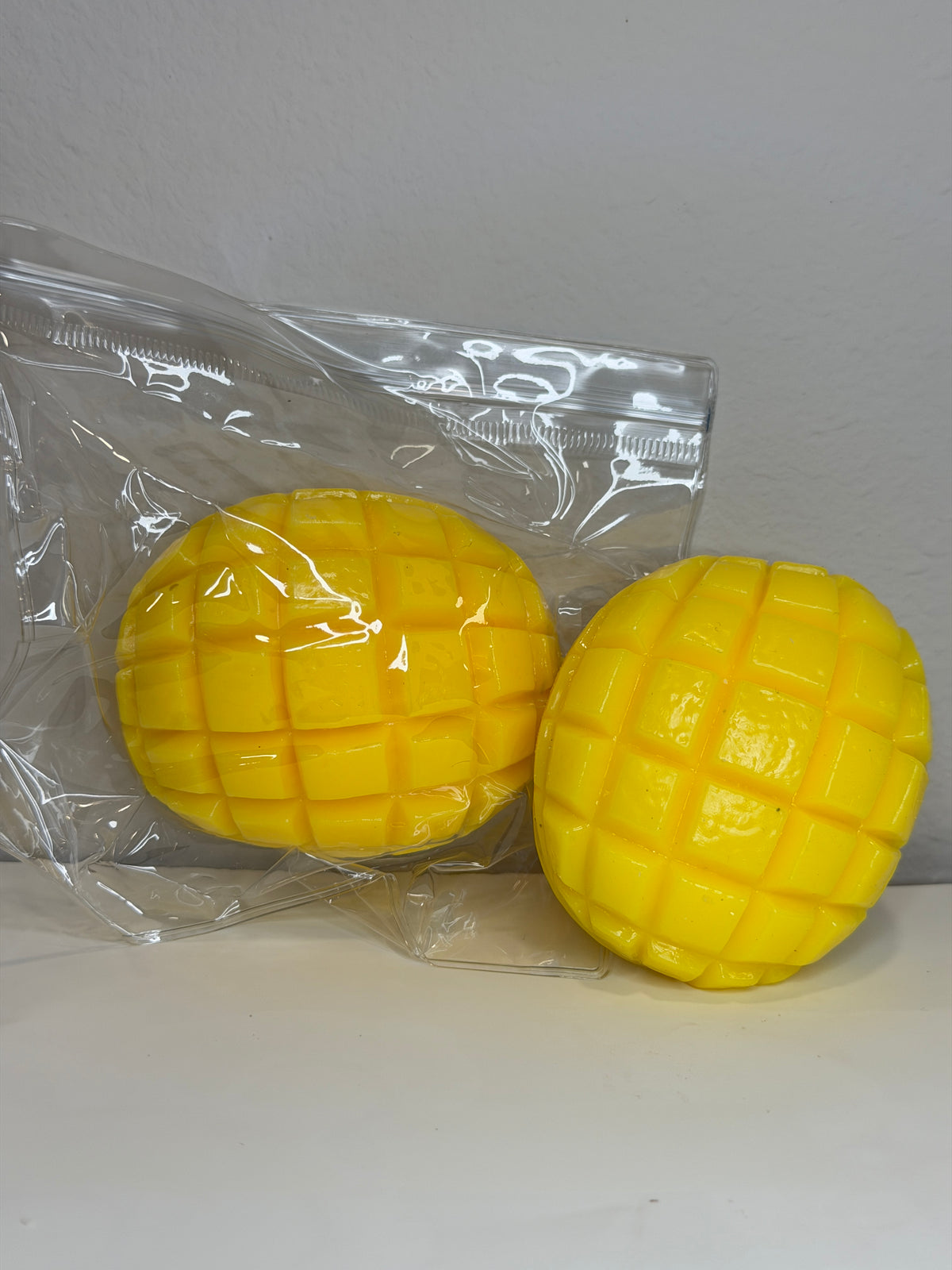 Crunchy Sliced Mango Squishy