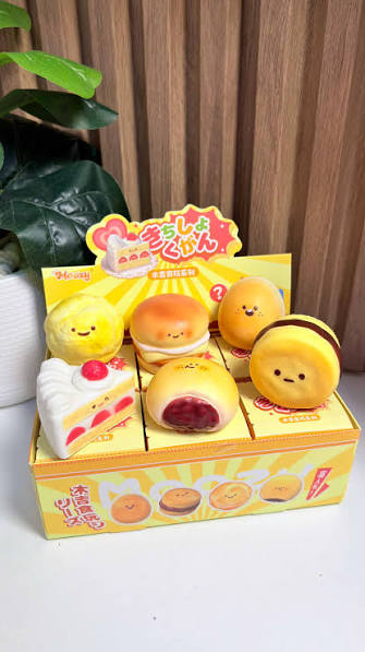 Moozy Bakery Blind Box Squishy